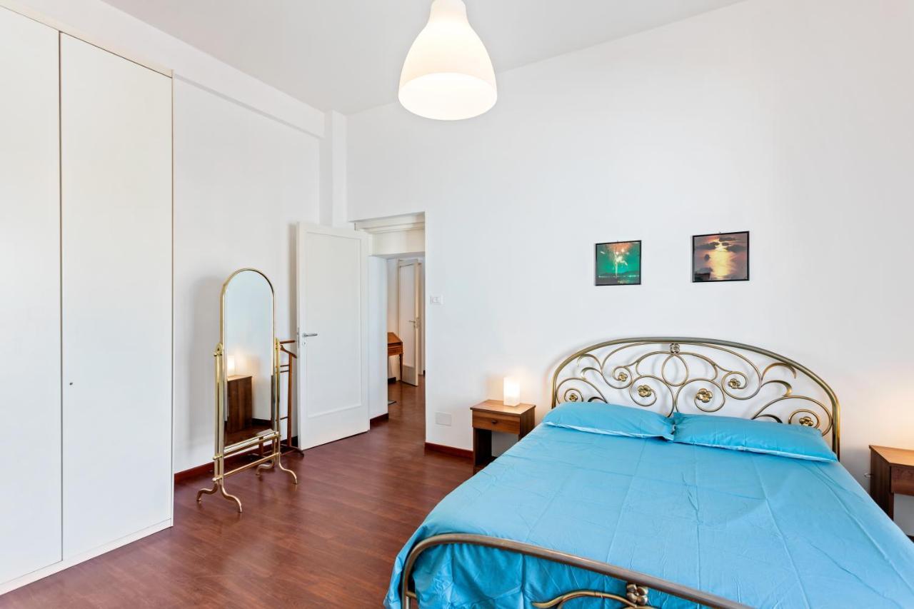 Liberta Frame Apartment With Terrace And Etna View 卡塔尼亚 外观 照片